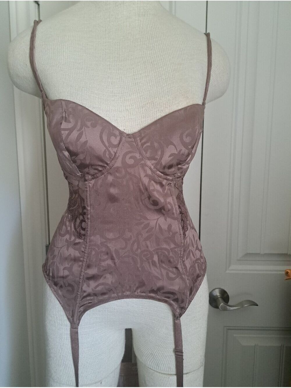 Victoria's Secret SILK Jacquard Bustier Cami boned garters champagne taupe 34C